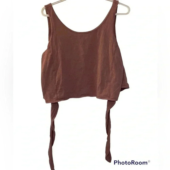 LULULEMON It’s a tie  wrap tank​ - Picture 6 of 6